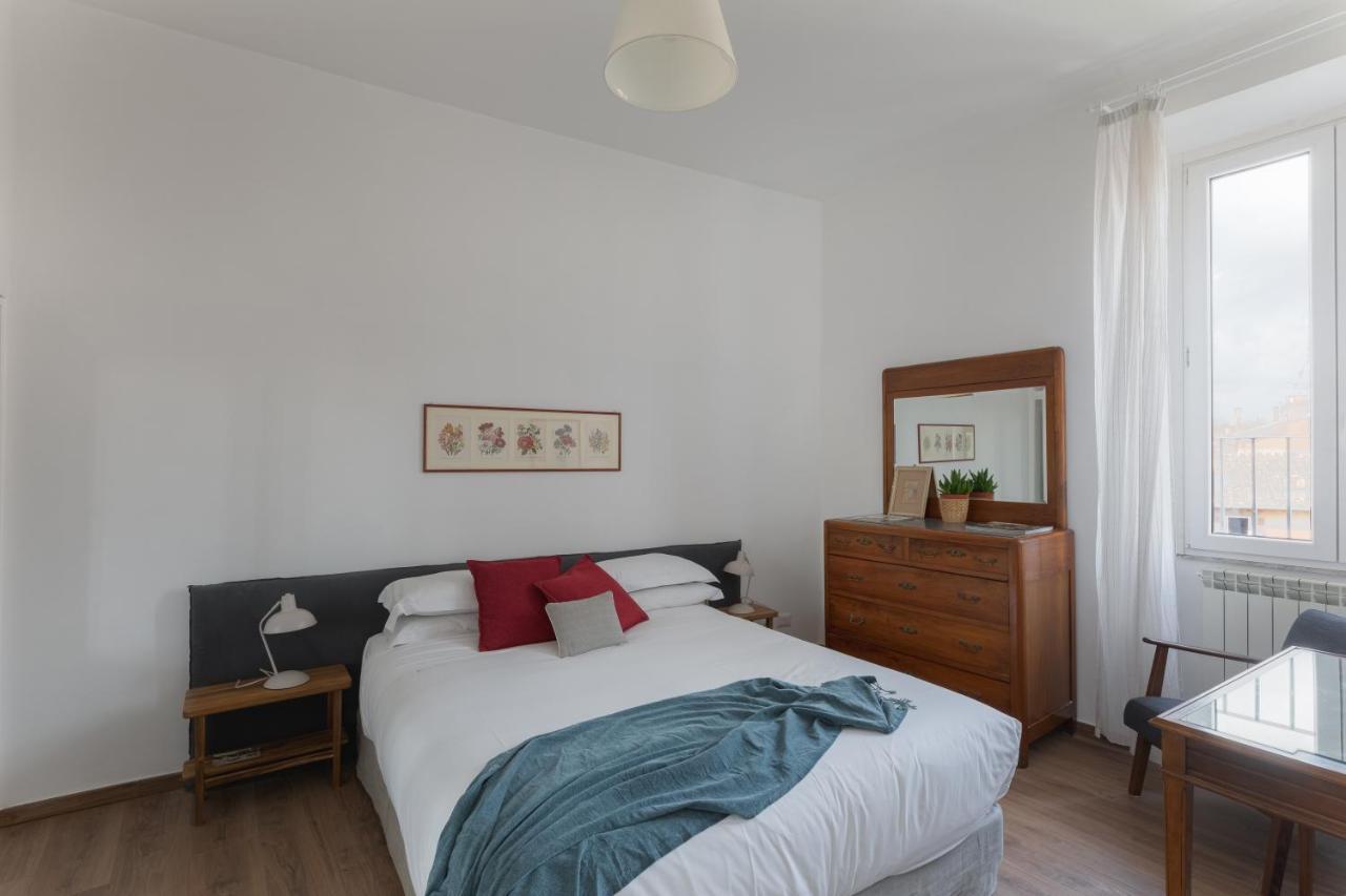 Amazing Penthouse With Terrace And Rooftop In Trastevere Rome Extérieur photo