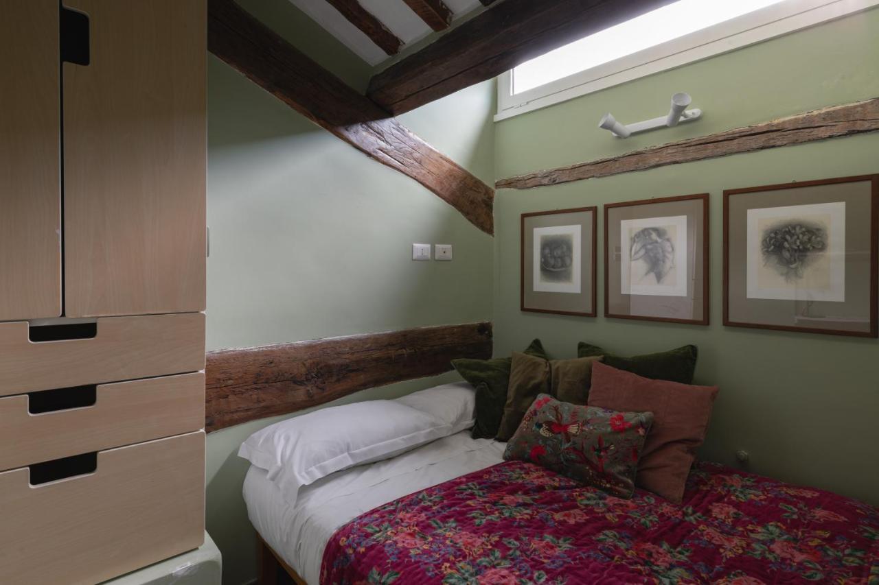Amazing Penthouse With Terrace And Rooftop In Trastevere Rome Extérieur photo