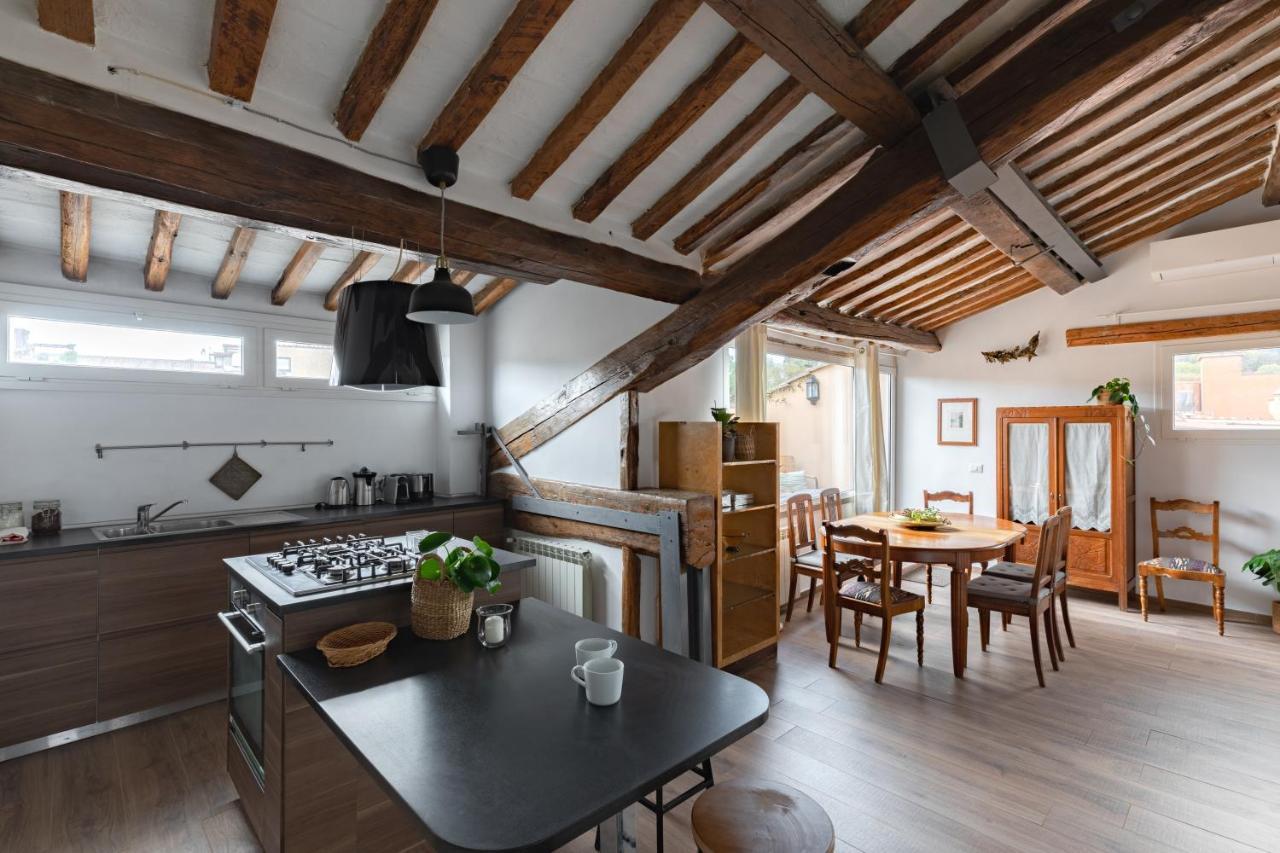 Amazing Penthouse With Terrace And Rooftop In Trastevere Rome Extérieur photo