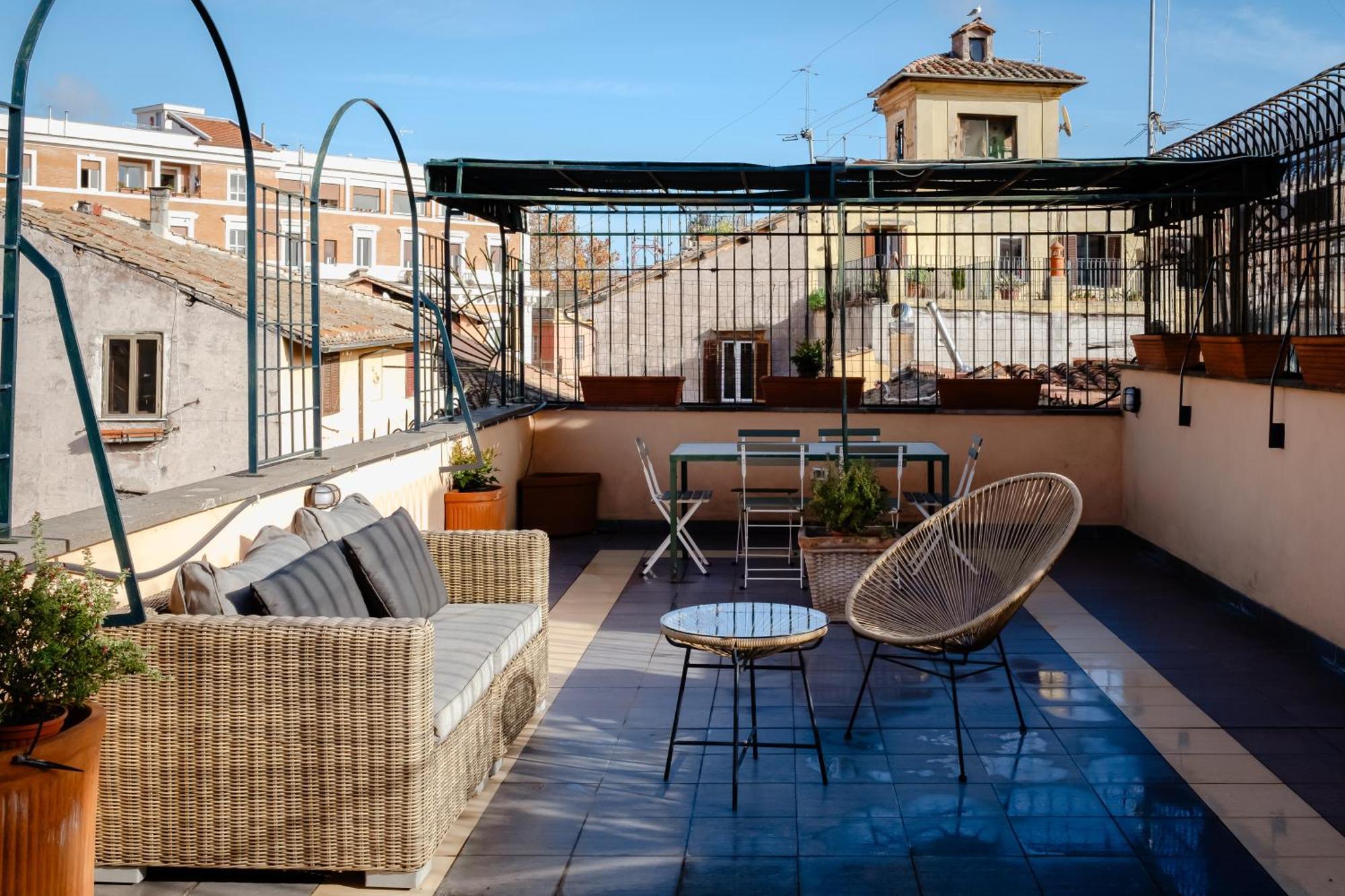 Amazing Penthouse With Terrace And Rooftop In Trastevere Rome Extérieur photo